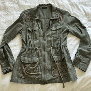 Maurice’s fitted olive jacket (S)